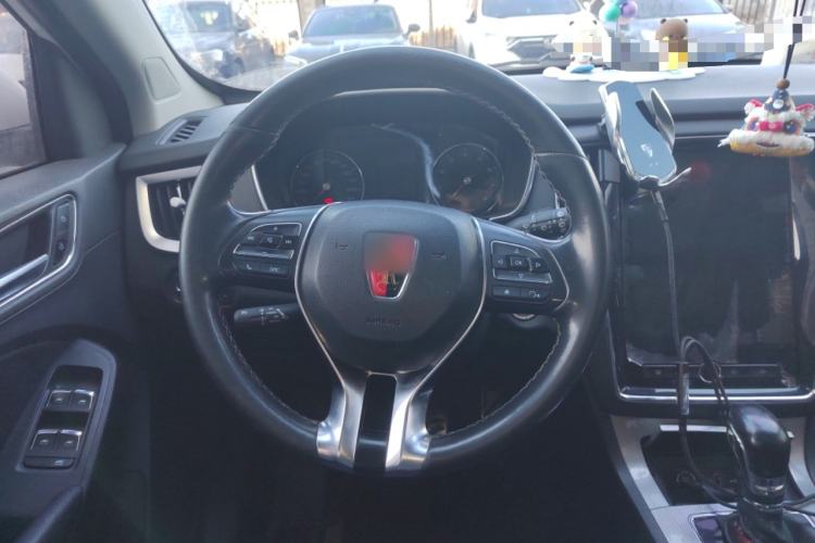 Used Roewe RX5 2016 20T Two-Wheel Drive Automatic Internet Smart Edition