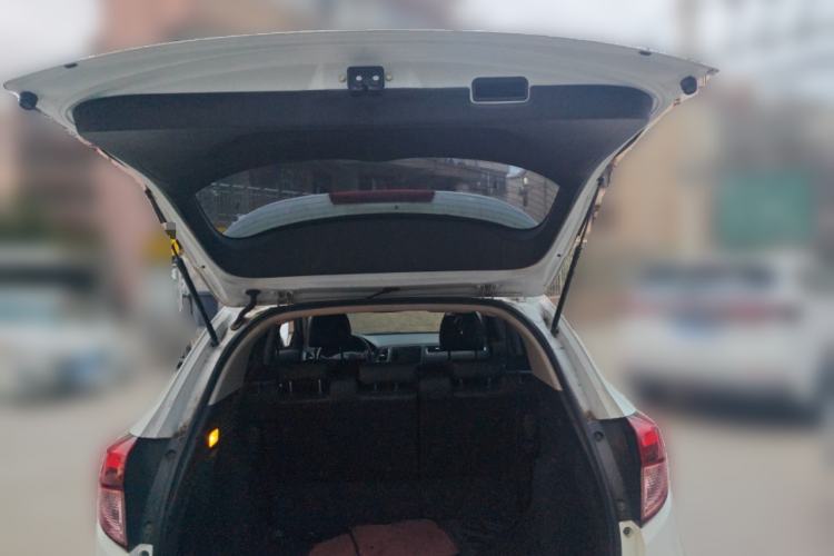 Used Honda Vezel 2017 1.8L CVT Two-Wheel Drive Luxury Model Trunk