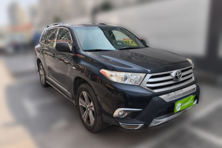 Used Toyota Highlander 2012 2.7L Two-Wheel Drive 7-Seater Luxury Edition Front Right 45 Deg