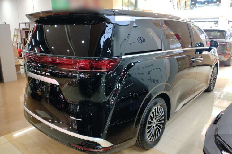 Used Denza D9 2022 DM-i 970 Four-Wheel Drive Flagship Model