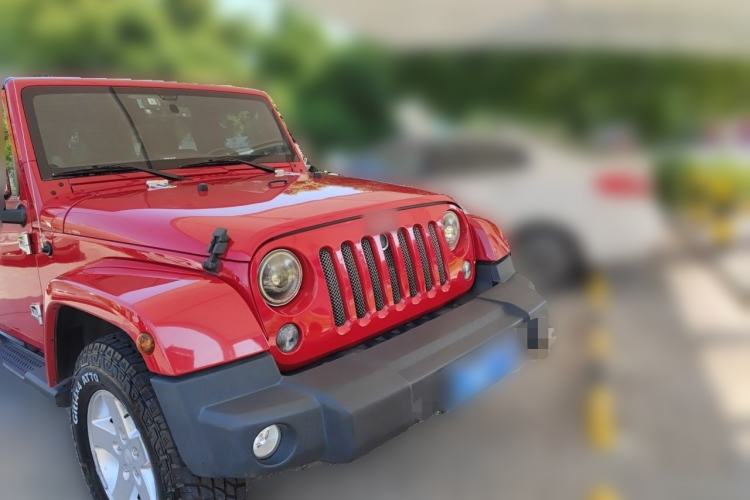 Used Jeep Wrangler 2014 3.0L Sahara Four-Door Edition