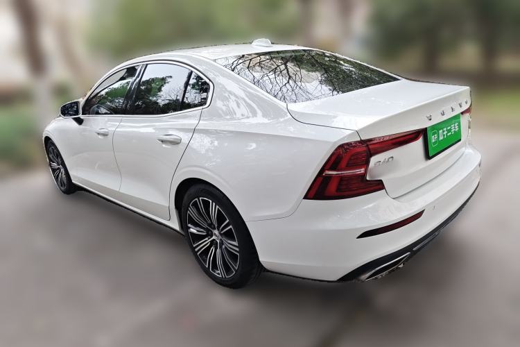 Used Volvo S60 2021 T4 Zhiyuan Luxury Edition
