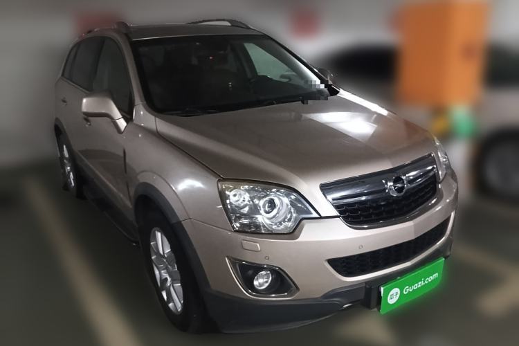 Used Opel Antara 2011 2.4 Luxury Two-Wheel-Drive Version