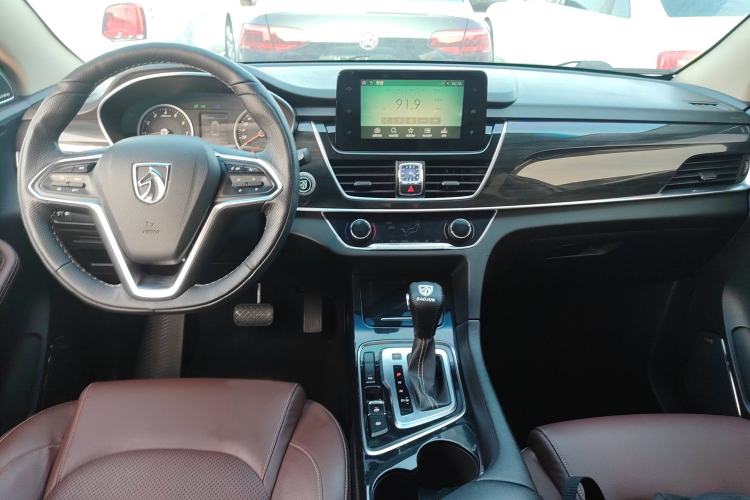Used Baojun 560 2017 1.5T DCT Prestige Edition
