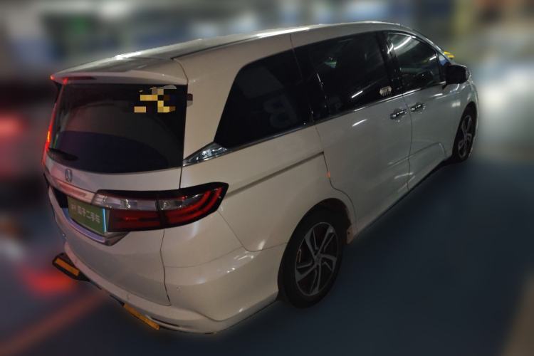 Used Honda Odyssey 2015 Revised 2.4L Luxury Edition