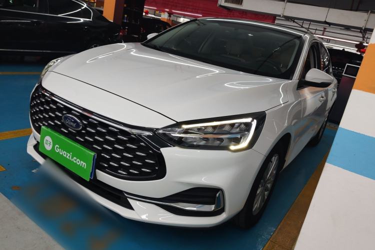 Used Ford Focus 2021 Sedan EcoBoost 180 Automatic Trendy Model