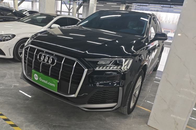 Used Audi Q7 2021 55 TFSI quattro S line Sport model