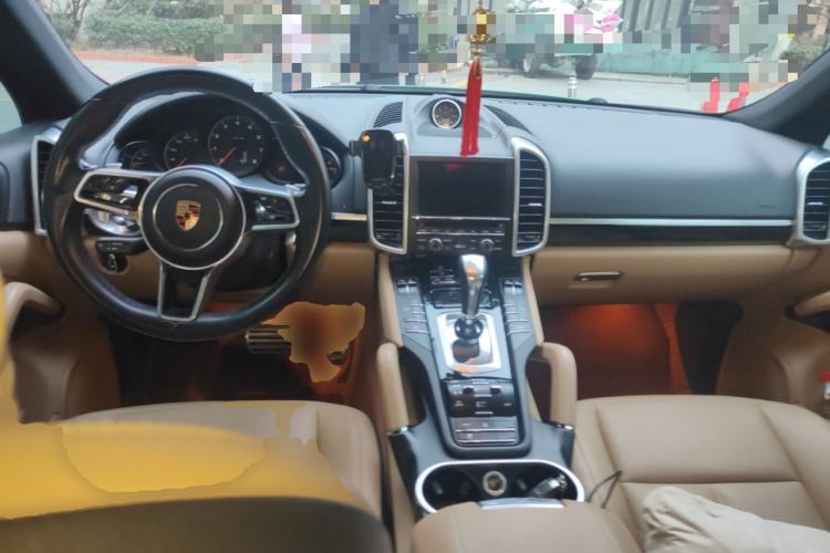 Used Porsche Cayenne 2016 Cayenne Platinum Edition 3.0T

