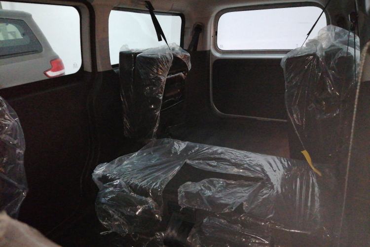 Used JAC Refine M3 2025 PLUS 1.5T Manual Classic Edition 7 Seats
