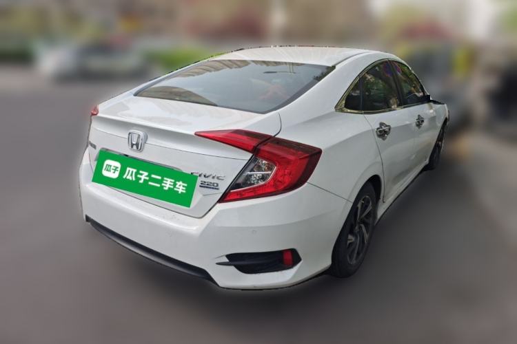 Used Honda Civic 2016 220TURBO CVT Luxury Edition
