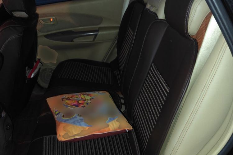 Used Hyundai Tucson 2009 2.0L Manual Two-Wheel Drive Fashion Edition