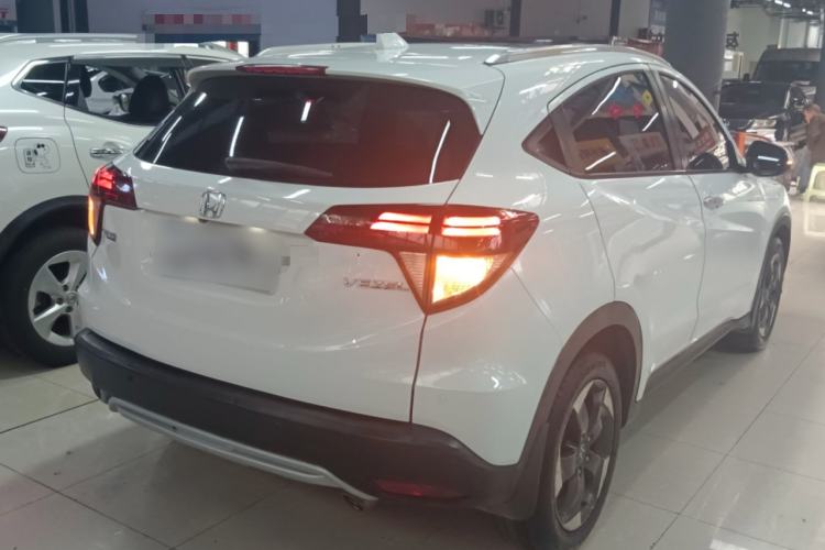 Used Honda Vezel 2015 1.8L CVT 2WD Luxury Model