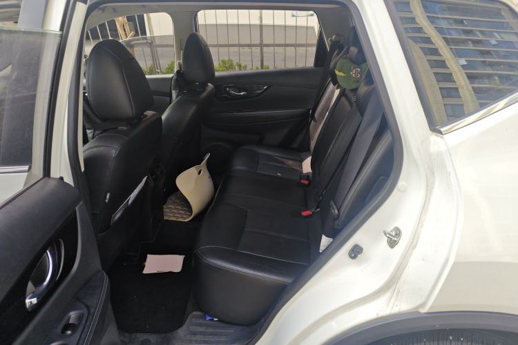 Used Nissan X-Trail 2019 2.0L CVT Smart Connect Comfort Edition 2WD Left Rear Seat