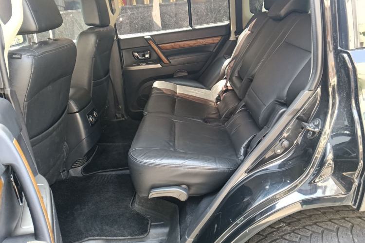 Used Mitsubishi Pajero 2019 3.0L Automatic Prestige Edition