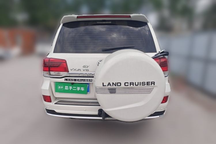 Used Toyota Land Cruiser 2012 4.6L V8 Middle East Version