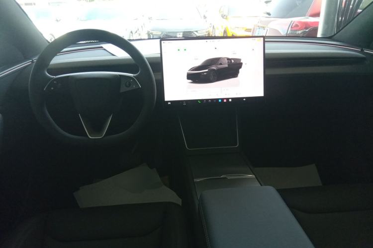 Used Tesla Model Y 2026 Rear-Drive Model
