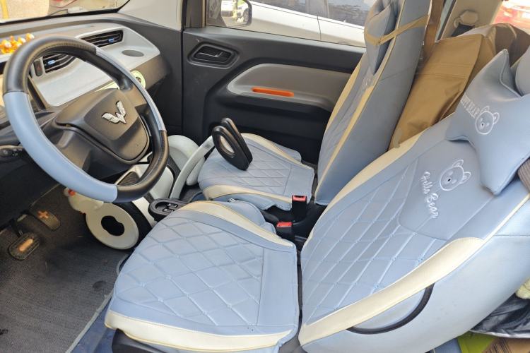 Used Wuling Hongguang MINIEV 2020 Enjoyment Model Lithium Iron Phosphate Left Front Seat