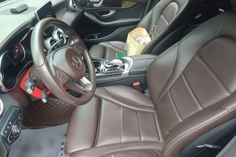 Used Mercedes-Benz GLC 2019 GLC 260 4MATIC Luxury Model
