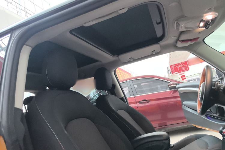 Used MINI 2014 1.5T COOPER Fun Interior 8