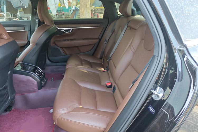 Used Volvo S90 2023 B5 Zhiyuan Luxury Edition