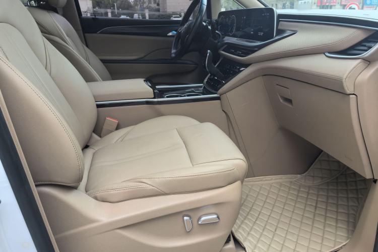 Used Buick GL8 2021 ES Land Cruiser 653T Luxury Edition
