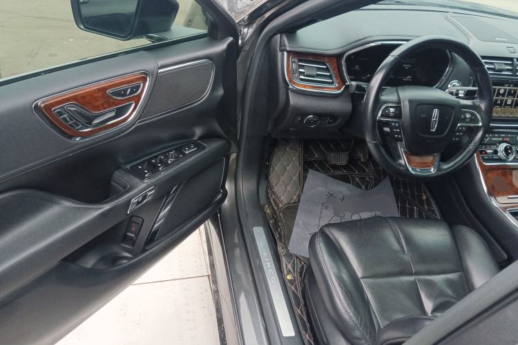 Used Lincoln Continental 2017 2.0T Two-Wheel Drive Deluxe Edition Driver Seat