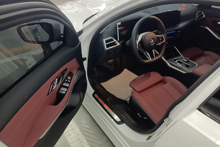 Used BMW i3 2025 eDrive 35 L