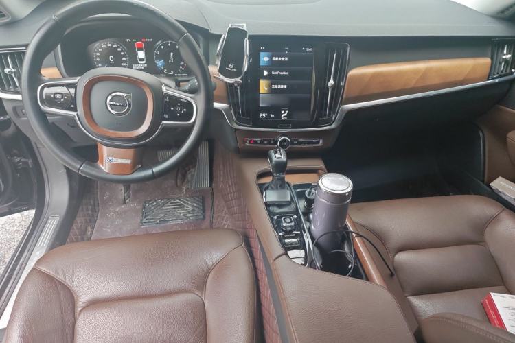 Used Volvo S90 2020 T5 Zhiyi Luxury Edition
