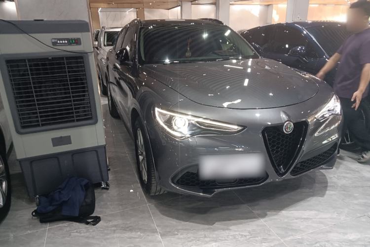 Used Alfa Romeo Stelvio 2017 2.0T 200HP Luxury Edition