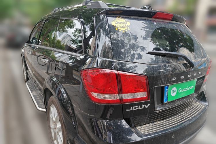 Used Dodge Journey 2013 2.4L Two-Wheel Drive Luxury Version
