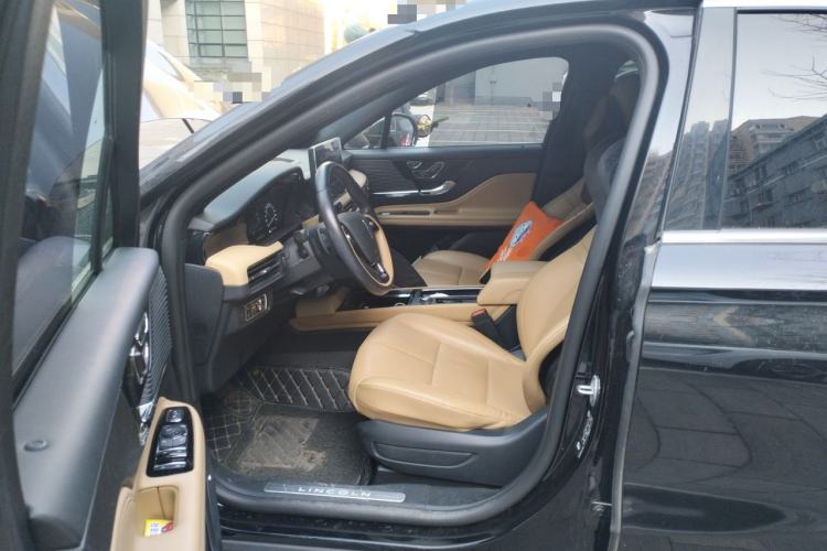 Used Lincoln Corsair 2020 2.0T Two-Wheel Drive Luxury Edition Left Front Seat