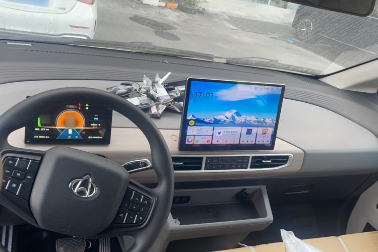 Used CHANGAN KUAYUE Starlight EV 2025 Model 7-Passenger Passenger Vehicle, 300 km, Luxury Edition Interior 3