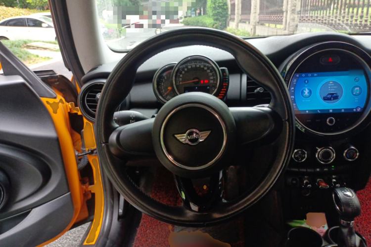 Used MINI 2014 1.2T ONE
