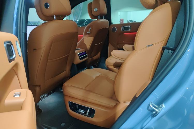 Used Li Auto L8 2023 Pro Model Left Rear Seat