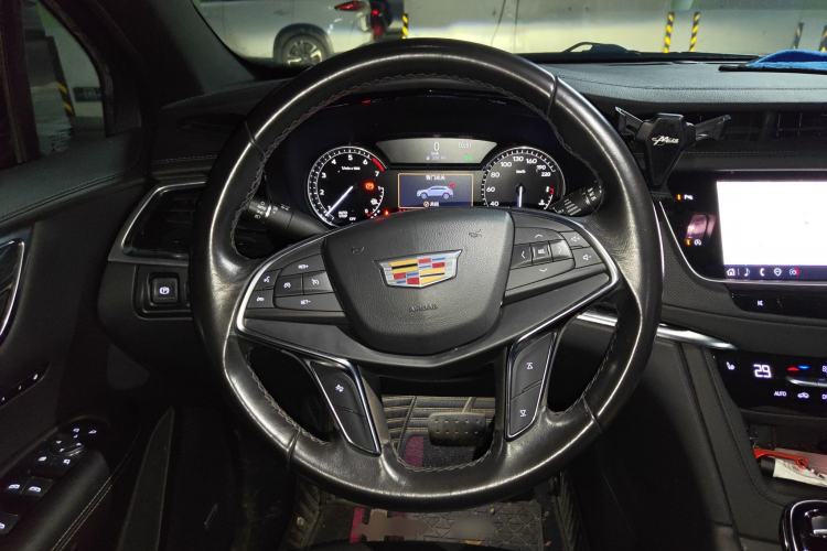 Used Cadillac XT5 2021 2.0T Two-Wheel Drive Luxury Version