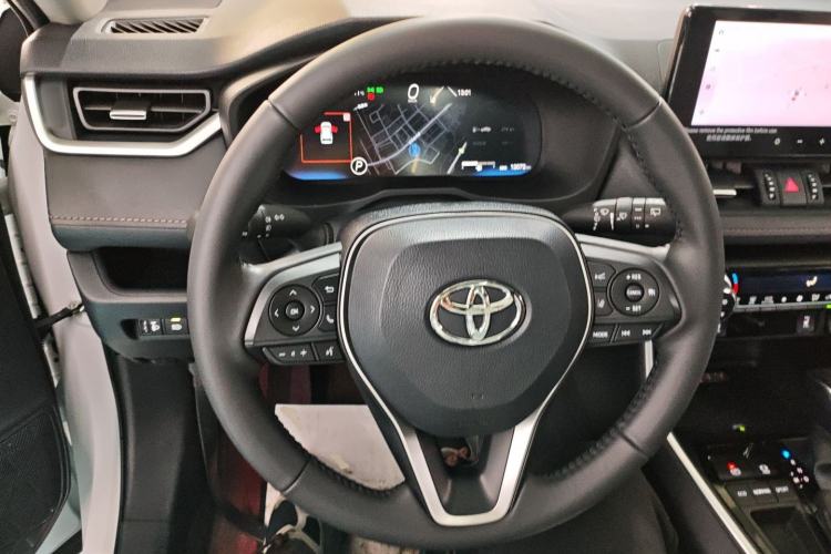 Used Toyota RAV4 2024 2.0L CVT Two-Wheel Drive Fashion Plus Edition
