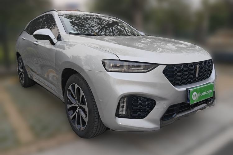 Used Wey VV7 2017 2.0T Ultra-Luxury Version Front Right 45 Deg