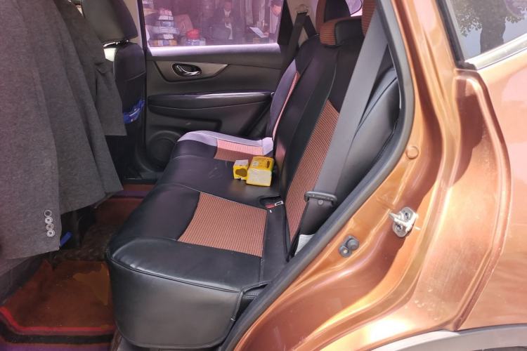 Used Nissan X-Trail 2014 2.0L CVT Smart Edition 2WD
