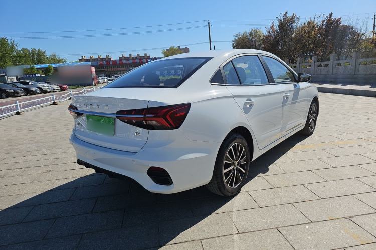 Used Roewe i5 2021 1.5L CVT Platinum Edition Rear Right 45 Deg