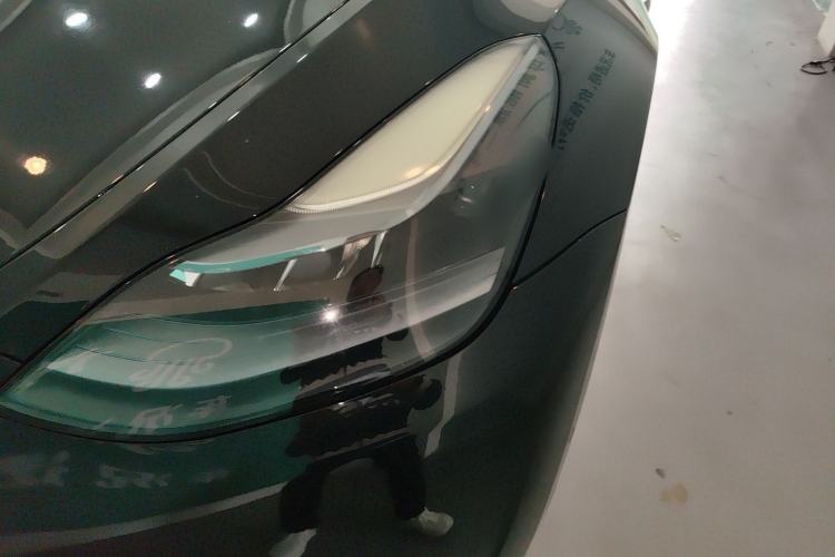 Used Tesla Model Y 2023 Long-Range All-Wheel-Drive Version