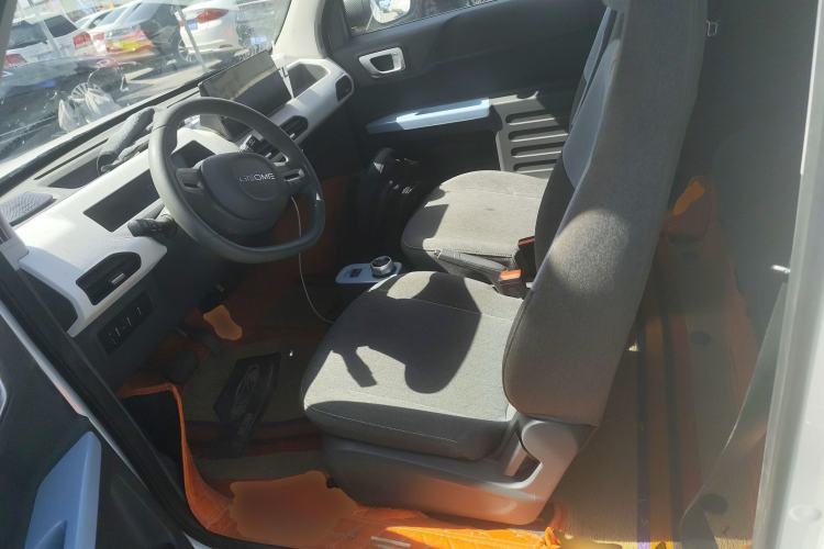 Used Geely Galaxy Panda 2024 Panda Mini 200km Endurance Bear
