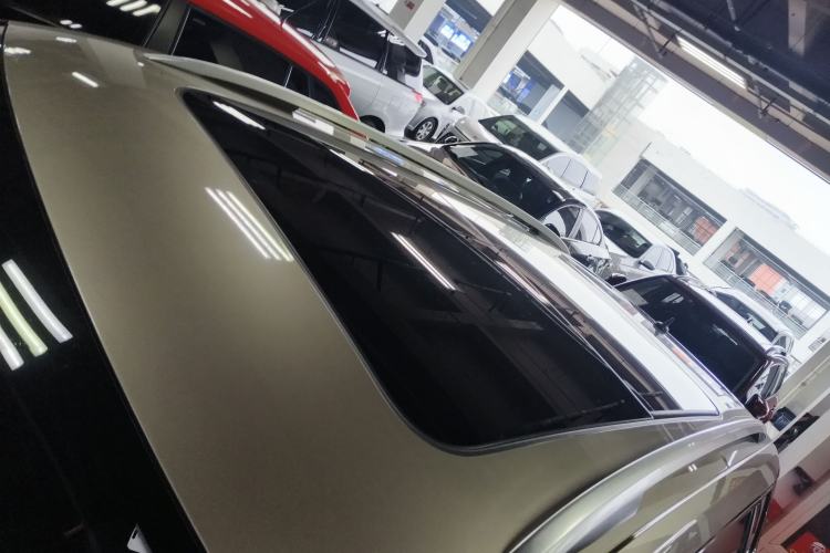 Used Skoda Kodiaq 2019 Facelifted TSI330 7-Seater Two-Wheel-Drive Luxury Enjoyment Edition China VI Standard