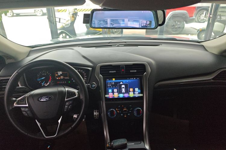 Used Ford Mondeo 2017 Facelifted EcoBoost 180 Fashion Edition Interior 2