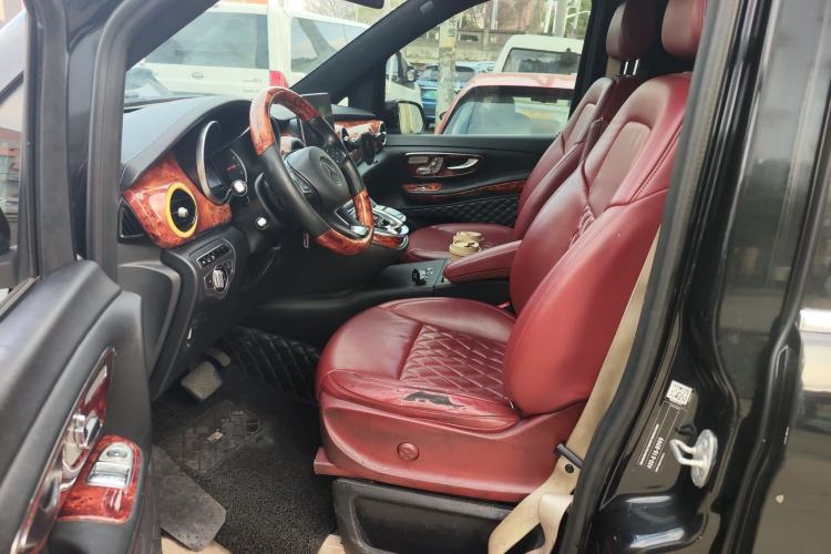 Used Mercedes-Benz V-Class 2016 V 260 L Prestige Extended Edition
