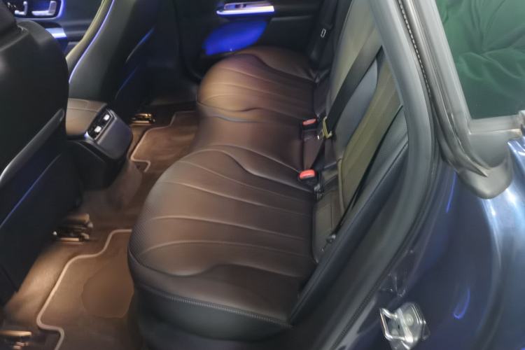 Used Mercedes-Benz EQE 2022 350 Luxury Edition Left Rear Seat