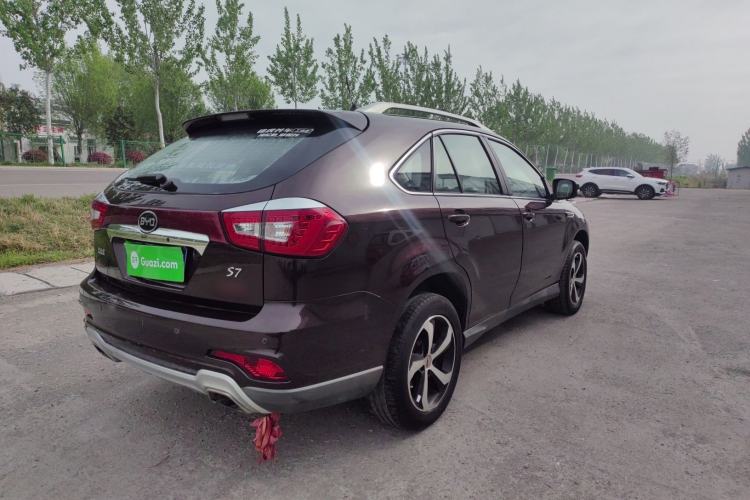 Used BYD S7 2016 2.0T Automatic Flagship Plus Exterior 3