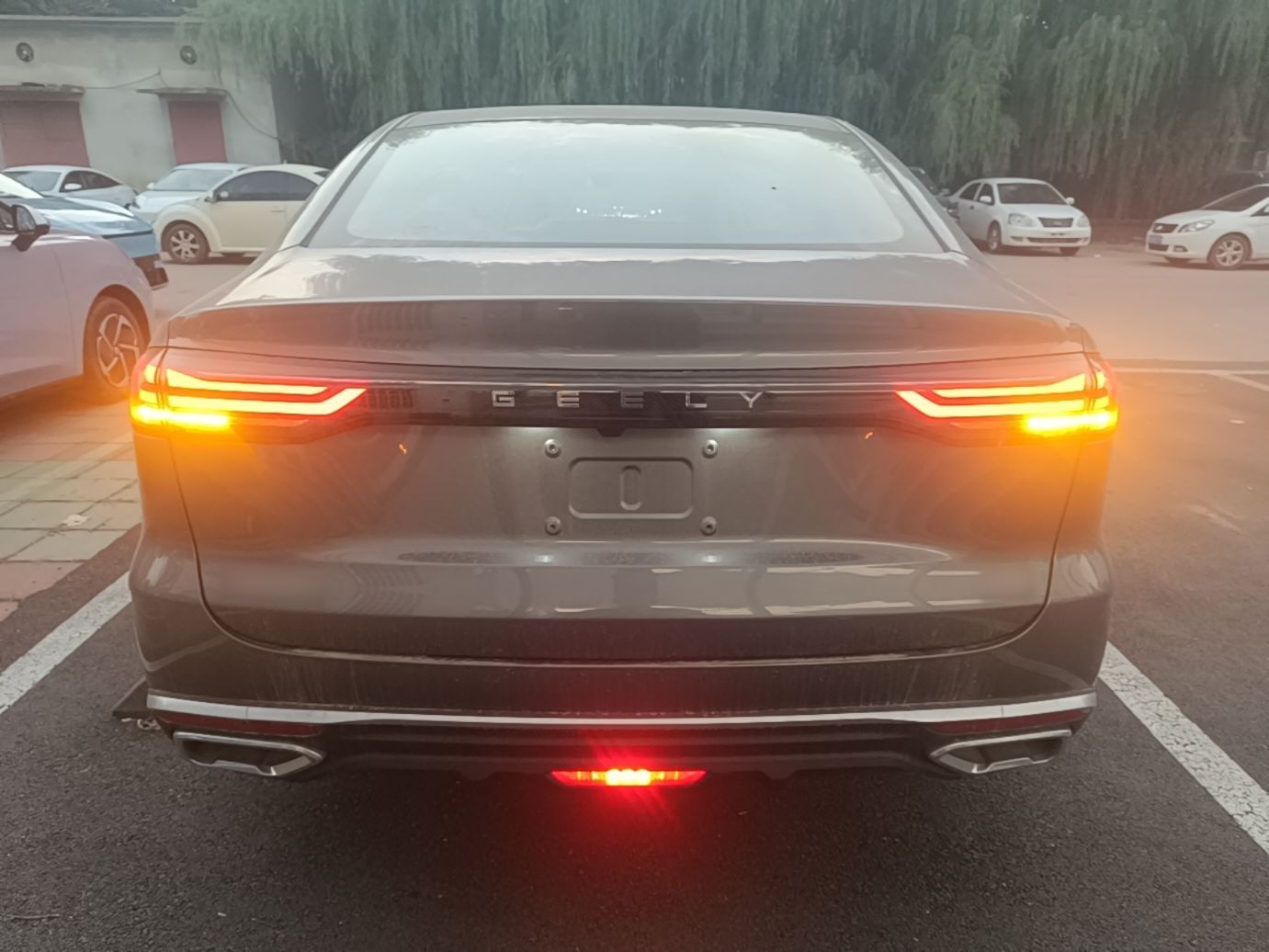 Geely Auto Emgrand 2026 Model 5th Generation 1.5L CVT Luxury Edition — снимка 5