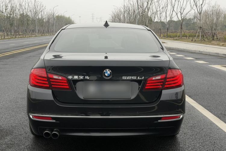 Used BMW 5 Series 2017 525Li Luxury Design Package
