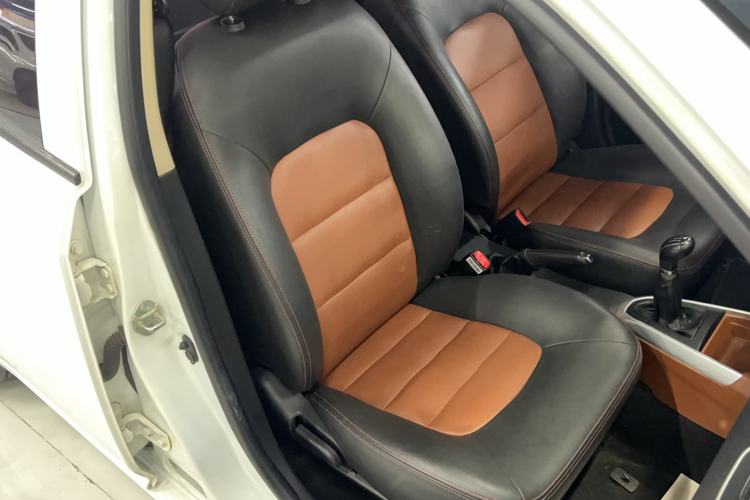 Used Geely Auto Diamond 2016 1.5L Manual Entry-Level Trim Right Front Seat