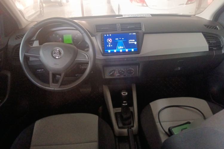 Used Skoda Fabia 2016 1.4L Automatic Car Enjoy Edition
